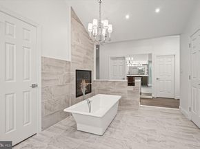 1404 Wynhurst Lane, Vienna VA 22182