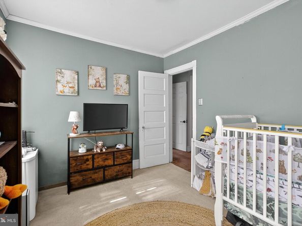 209 Amosland Road, Holmes PA 19043