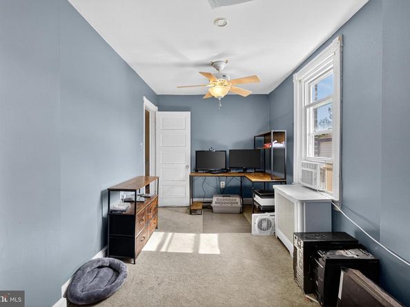 209 Amosland Road, Holmes PA 19043