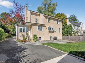 1415 Jericho Road, Abington PA 19001
