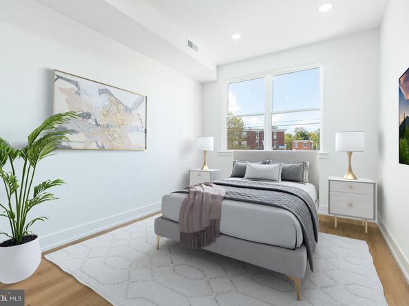 737 N 42nd Street, Philadelphia PA 19104