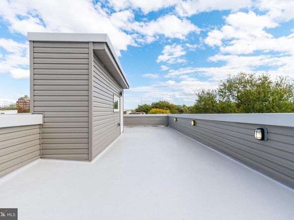 737 N 42nd Street, Philadelphia PA 19104