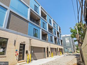 2715 W Flora Street, Philadelphia PA 19121