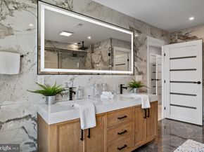 2715 W Flora Street, Philadelphia PA 19121