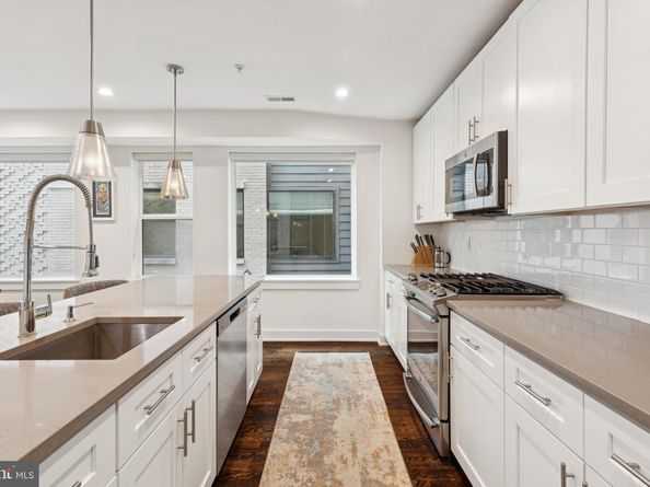 1022 S 2nd Street 2, Philadelphia PA 19147