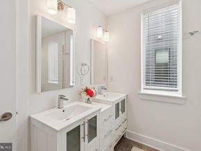 1022 S 2nd Street 2, Philadelphia PA 19147