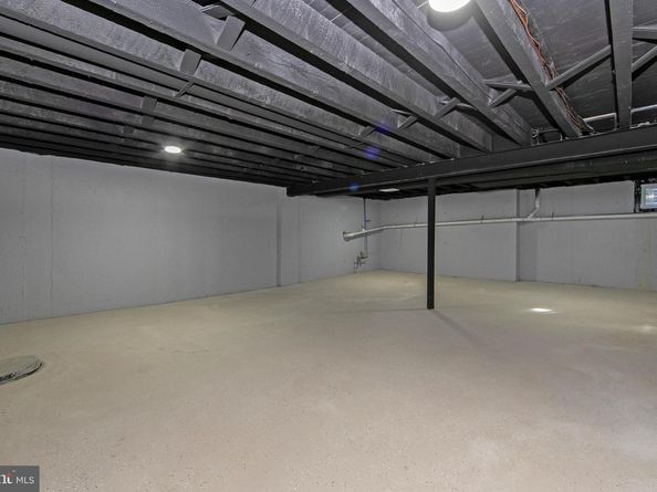 22 Scenic Road, Springfield PA 19064