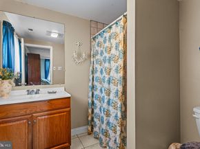 34 Tulip Lane, Levittown PA 19054