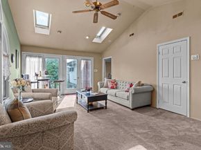 34 Tulip Lane, Levittown PA 19054