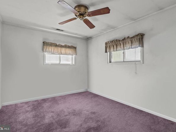 34 Tulip Lane, Levittown PA 19054