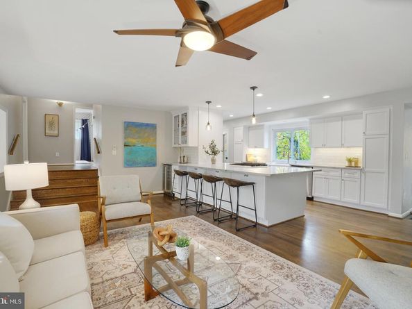 3422 Barger Drive, Falls Church VA 22044