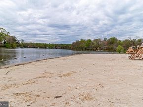 3422 Barger Drive, Falls Church VA 22044