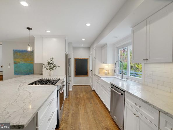 3422 Barger Drive, Falls Church VA 22044