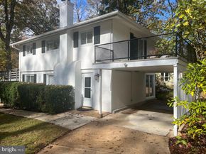 3422 Barger Drive, Falls Church VA 22044