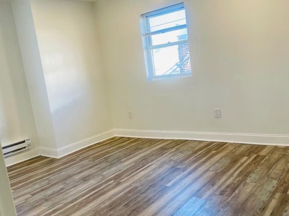 1525 W Wyoming Avenue, Philadelphia PA 19140