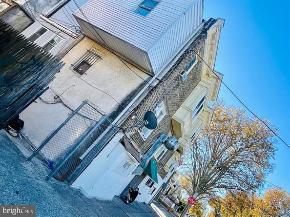 1525 W Wyoming Avenue, Philadelphia PA 19140