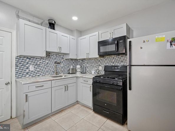 2340 W Huntingdon Street, Philadelphia PA 19132