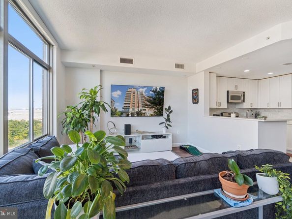 3650 S Glebe Road 846, Arlington VA 22202