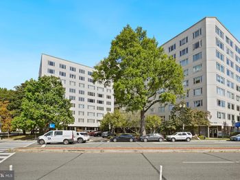 2475 Virginia Avenue NW