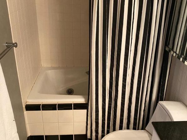 604 S Washington Square 1712, Philadelphia PA 19106