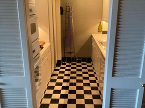 604 S Washington Square 1712, Philadelphia PA 19106