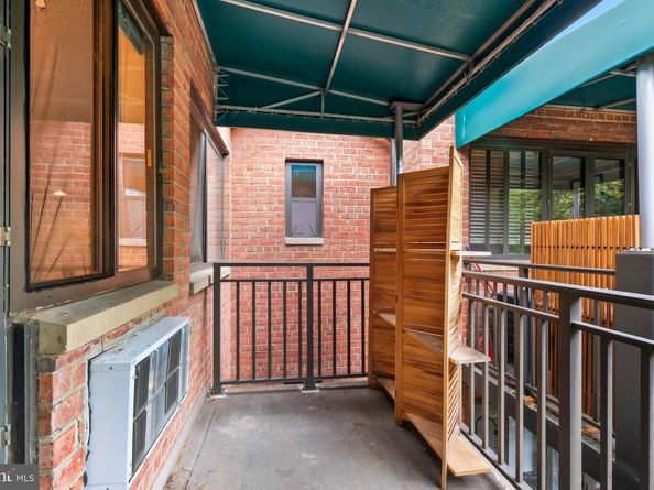 2325 42nd Street NW 420, Washington DC 20007