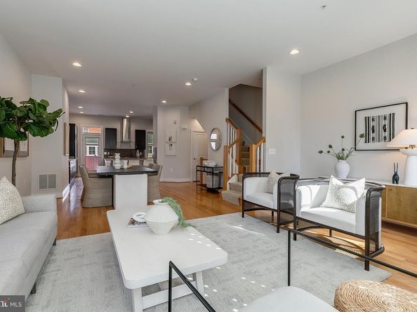 710 Diamond Avenue, Alexandria VA 22301