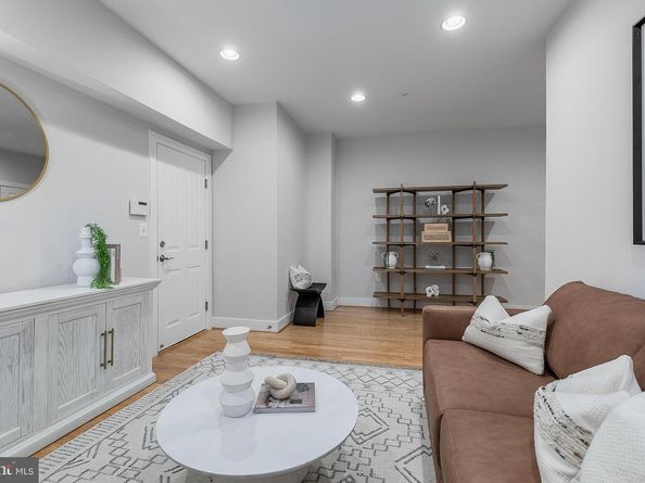710 Diamond Avenue, Alexandria VA 22301