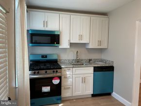 241 Fairview Road, Crum Lynne PA 19022