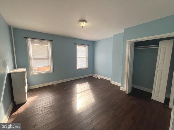 2035 W Oxford Street, Philadelphia PA 19121