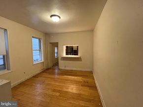 2035 W Oxford Street, Philadelphia PA 19121