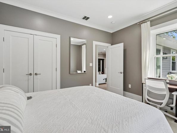 820 Darby Paoli Road, Newtown Square PA 19073