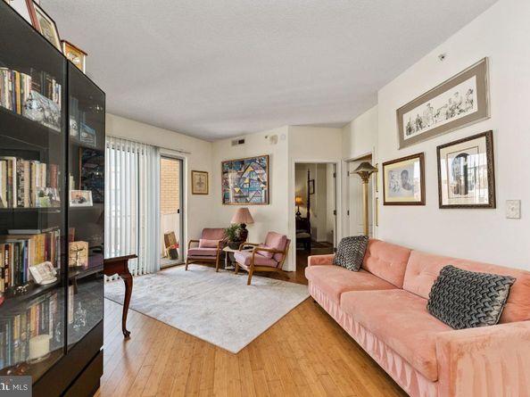 1111 11TH Street NW 408, Washington DC 20001