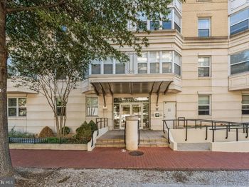 1111 11TH Street NW