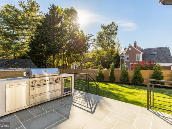 8916 Oneida Lane, Bethesda MD 20817