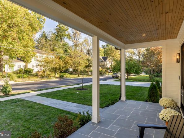 8916 Oneida Lane, Bethesda MD 20817