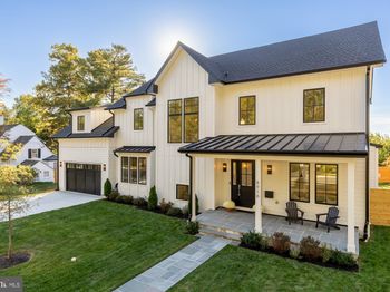 8916 Oneida Lane