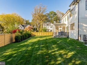 8916 Oneida Lane, Bethesda MD 20817