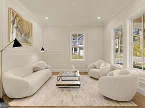 8916 Oneida Lane, Bethesda MD 20817