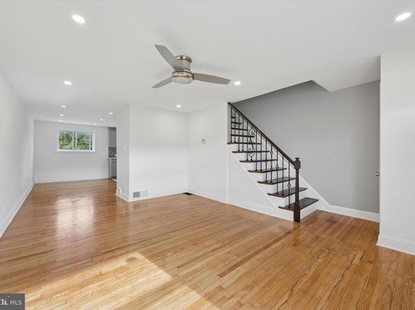 2006 Carter Road, Folcroft PA 19032