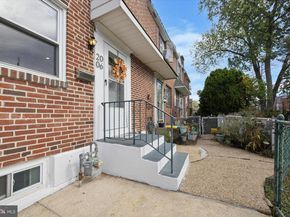 2006 Carter Road, Folcroft PA 19032