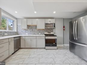 2006 Carter Road, Folcroft PA 19032