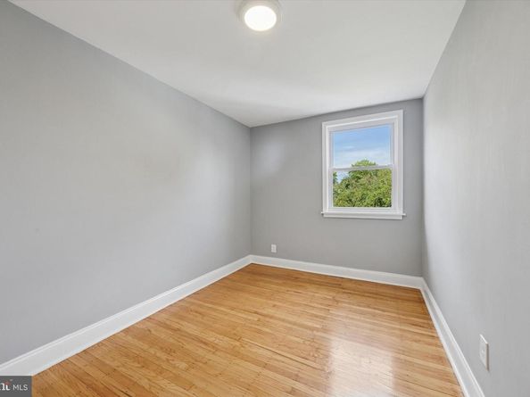 2006 Carter Road, Folcroft PA 19032