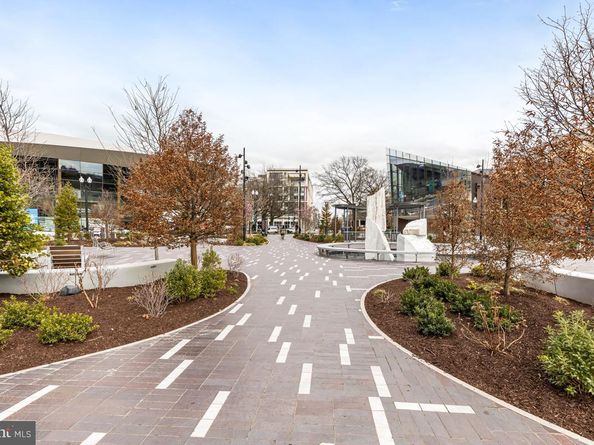 1245 4TH Street SW E501, Washington DC 20024