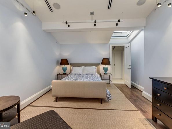 3329 Prospect Street NW 7, Washington DC 20007