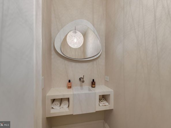 3329 Prospect Street NW 7, Washington DC 20007