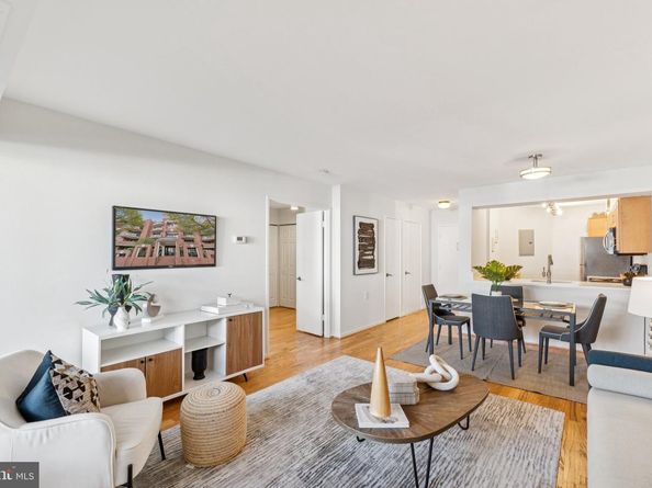 2320 Wisconsin Avenue NW 105, Washington DC 20007