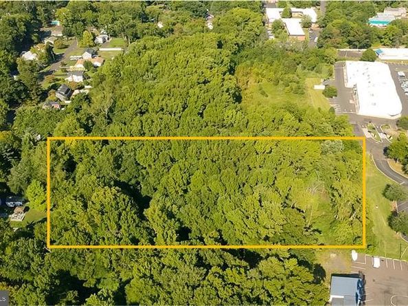 227 W Ferry Road, Yardley PA 19067