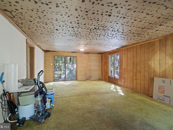 227 W Ferry Road, Yardley PA 19067