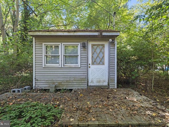 227 W Ferry Road, Yardley PA 19067